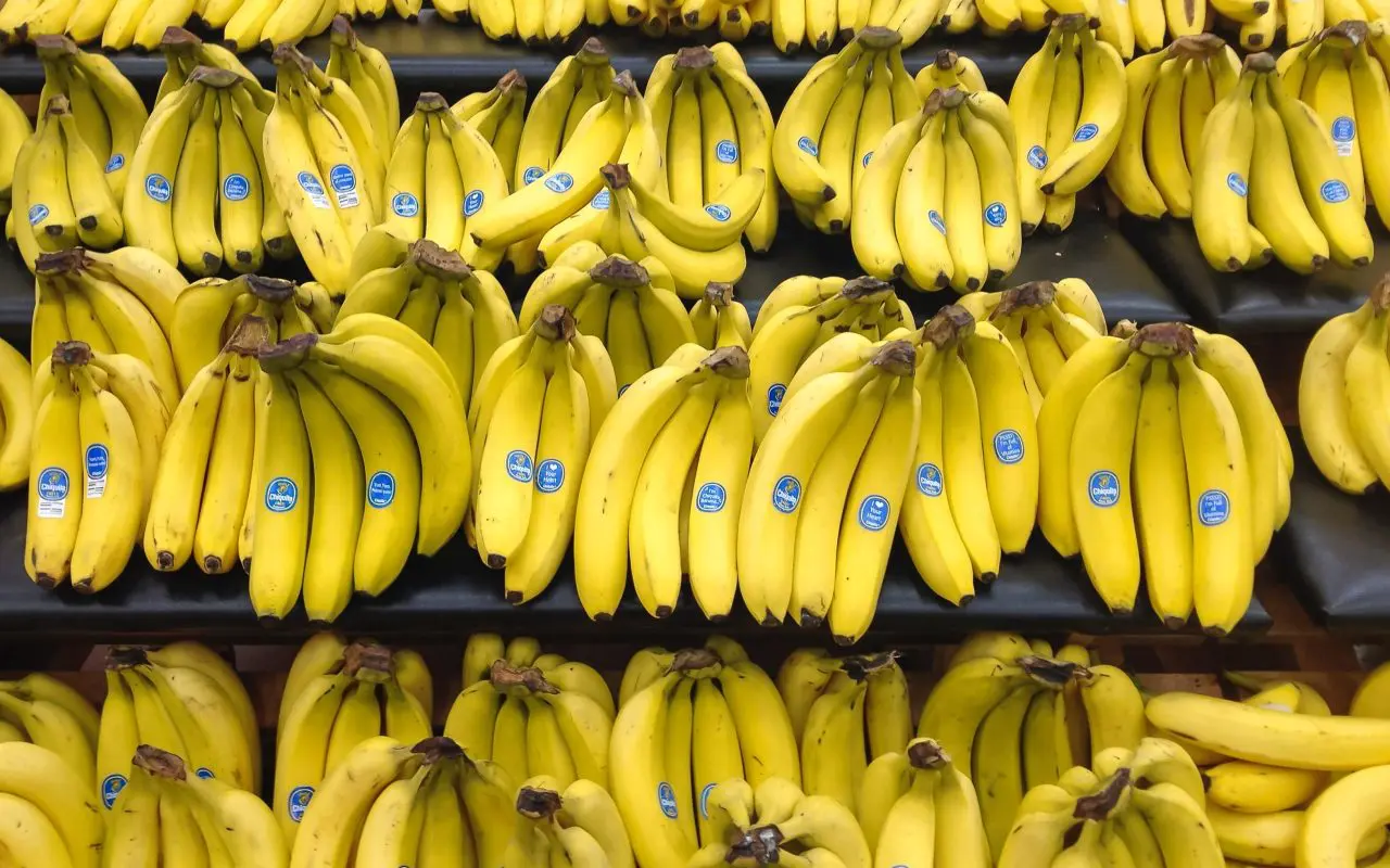 Bananen im Supermarkt