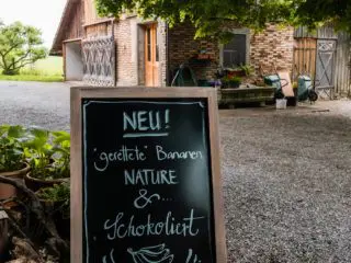 Reportage: Wo die geretteten Bananen trocknen